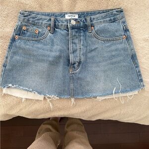 Parke Women's Frayed Hem Denim Mini Skirt - Light Blue